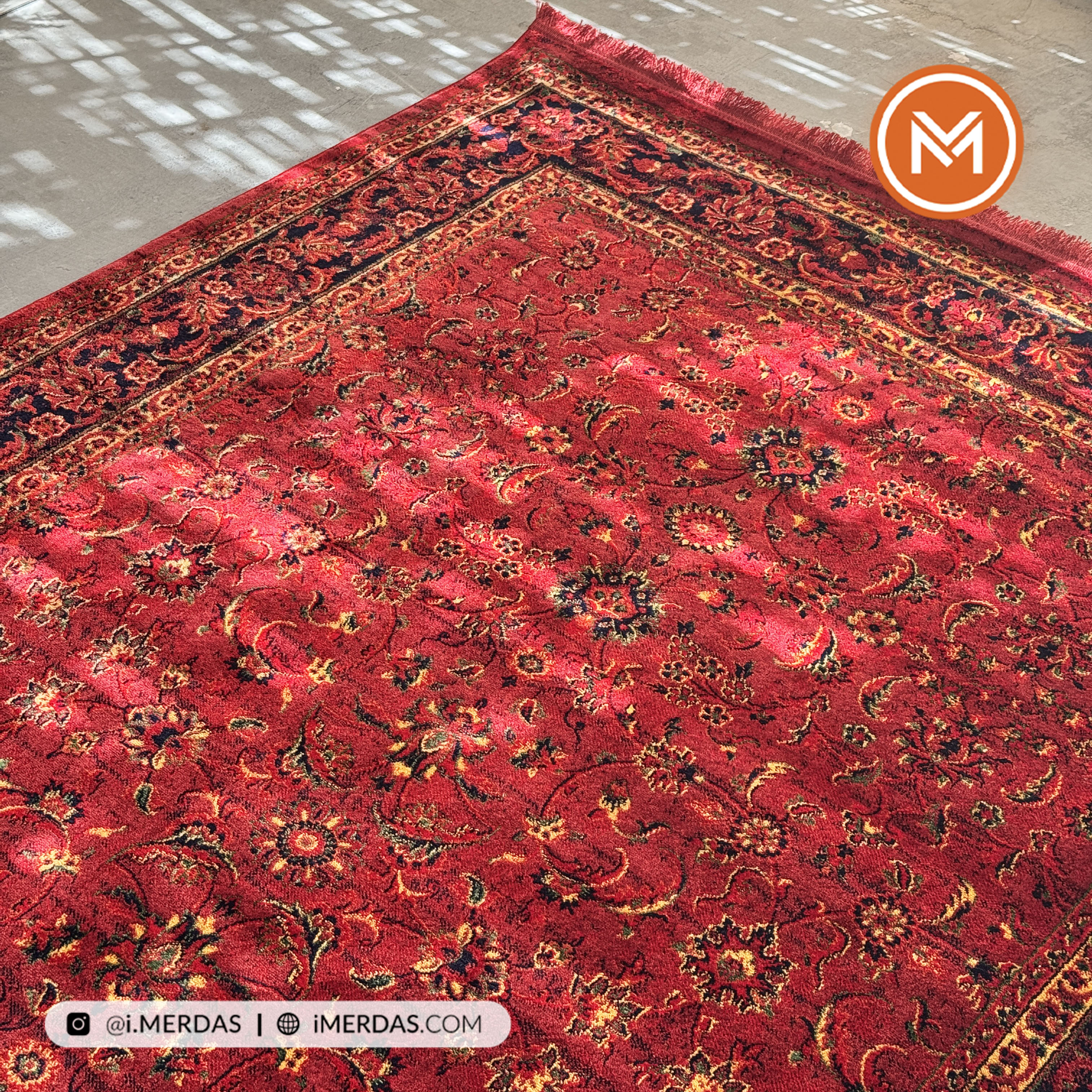 فرش گبه هرمس کد 6059 زمینه لاکی